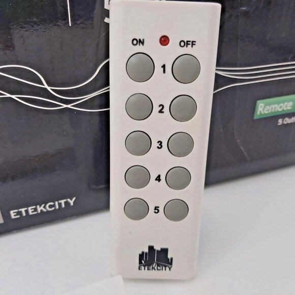 Etekcity ZAP Remote Outlet Switches-Set of 5 With 1 Remote-Model 10-BH9938U - Picture 3 of 12